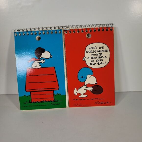 Vintage 50s and 60s Snoopy memo pad mini notebooks - Picture 1 of 5